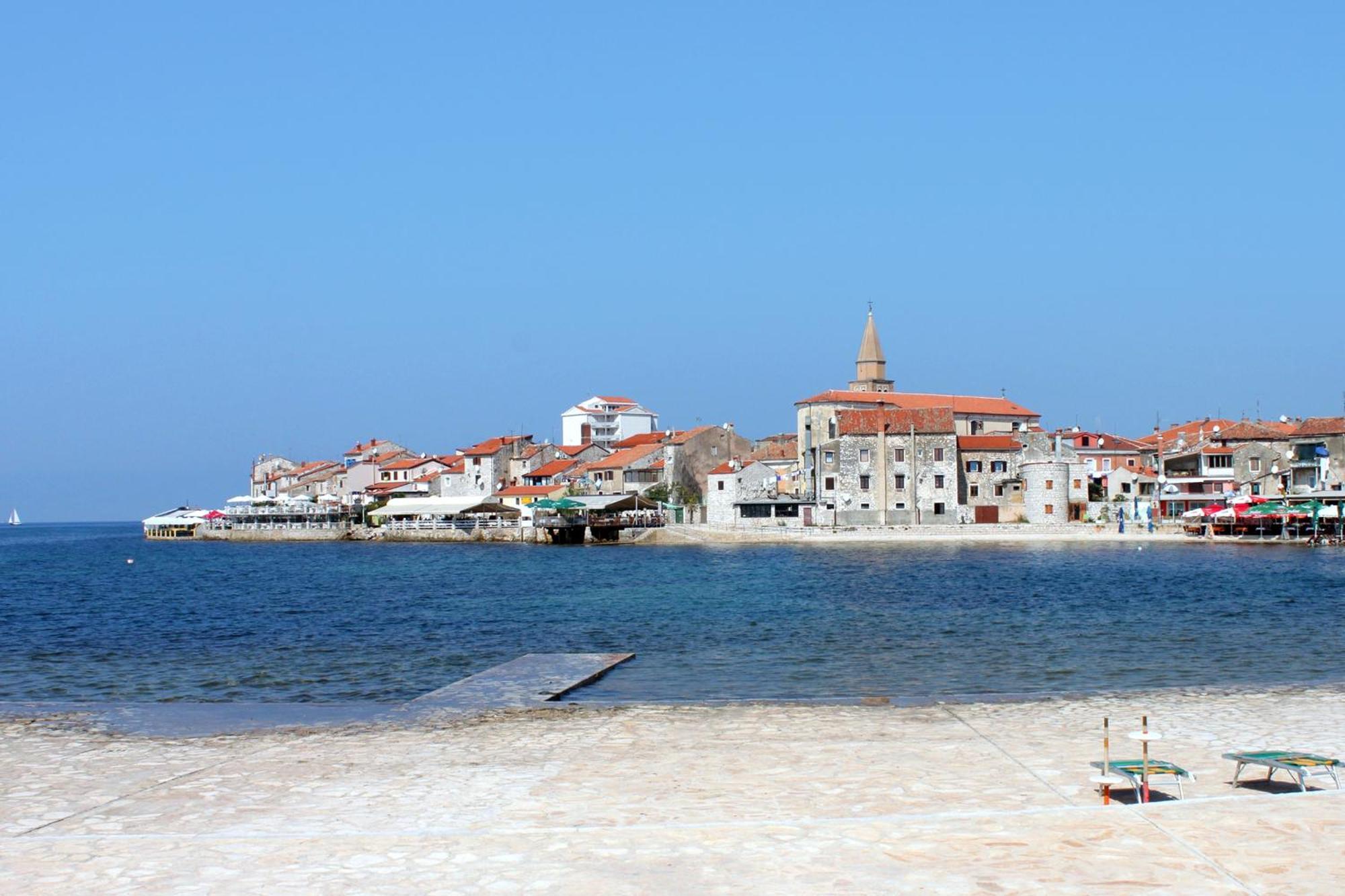 With Wifi - 22353 * Umag
